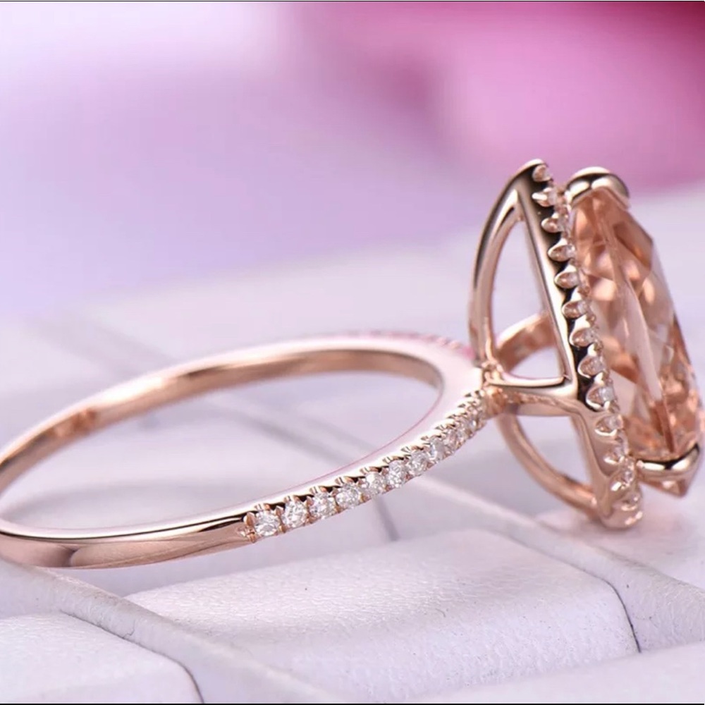 ✨BEST SELLER✨Massive 18K Morganite Ring✨ - Picture 5 of 7